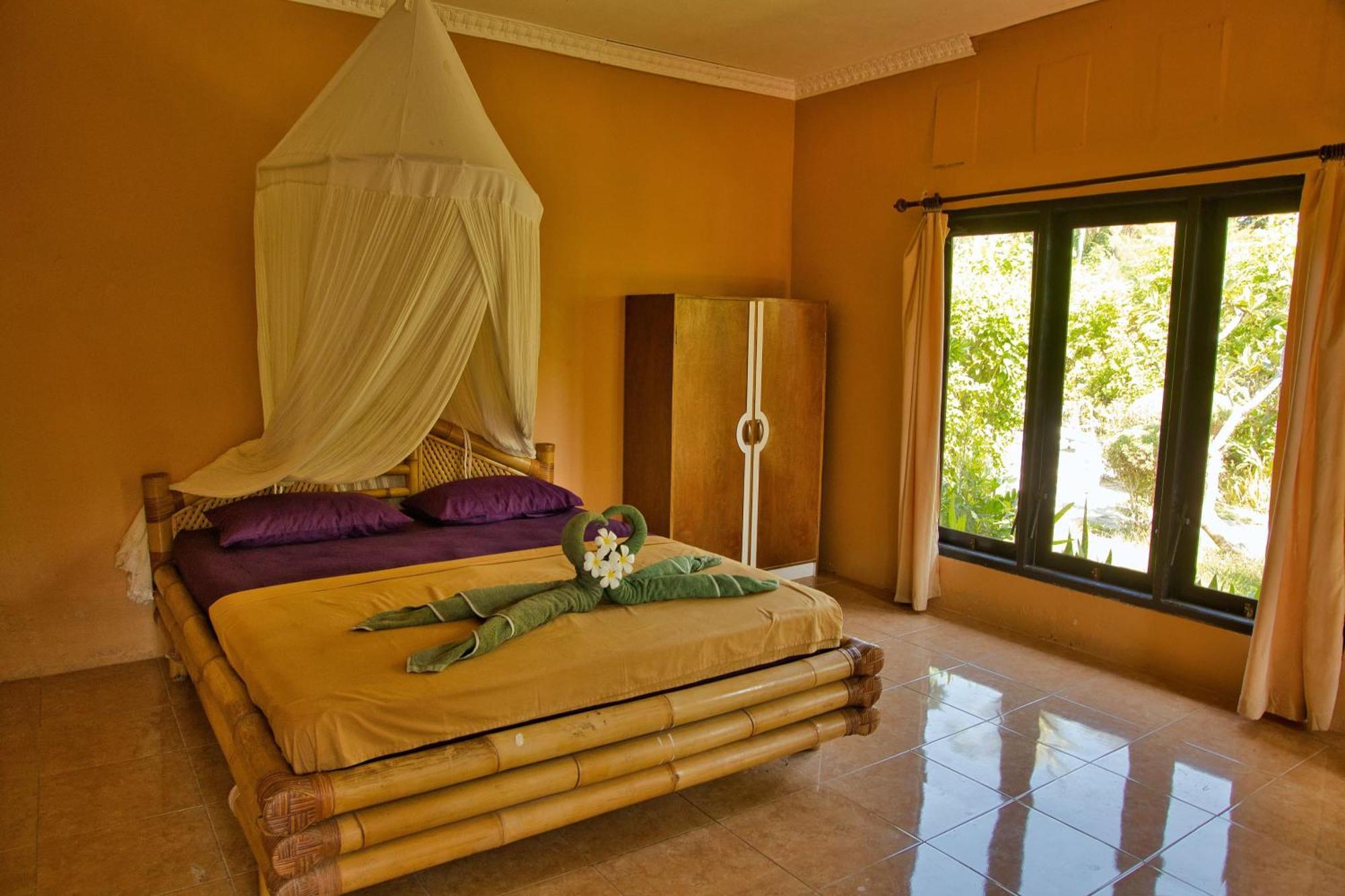 Bunga Bungalows Gili Meno Exterior foto